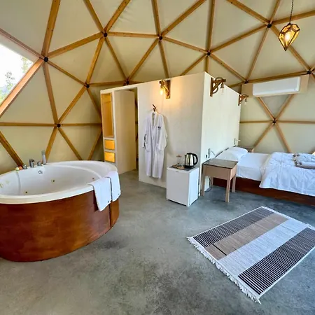 In Out Glamping