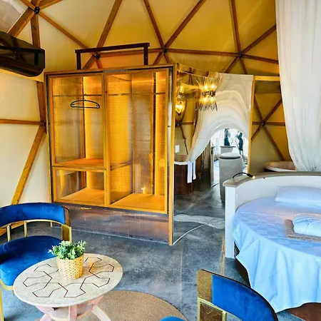 Luxury tent In Out Glamping *